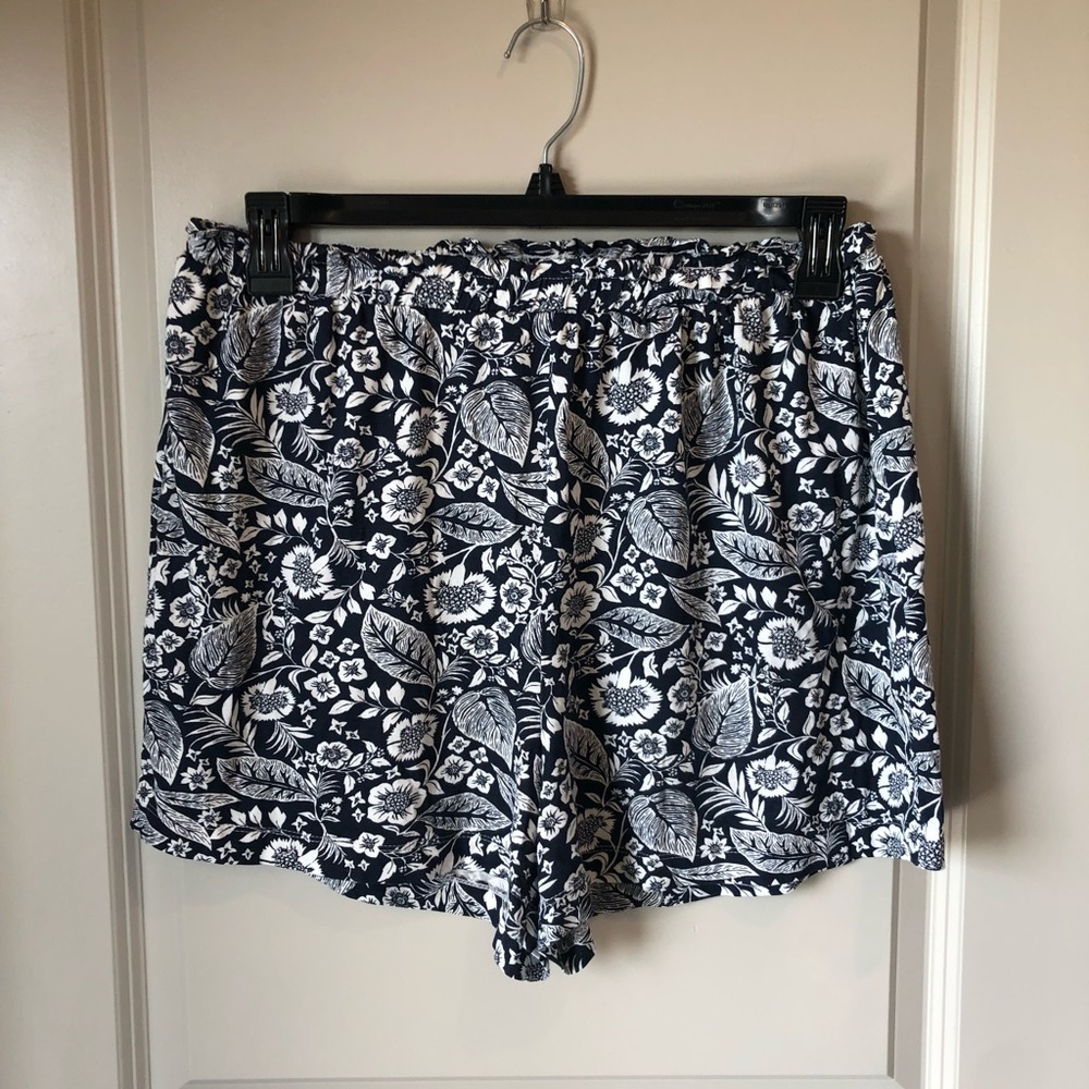 H&M Floral High Rise Shorts.
